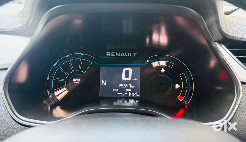 Renault Triber, 2021, Petrol