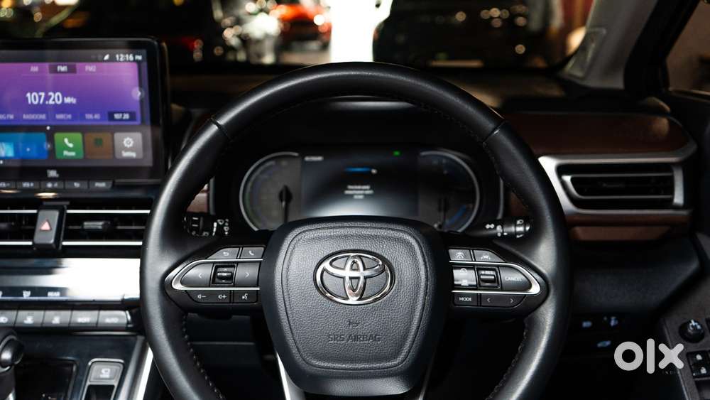 Toyota Innova Hycross Zx(o), 2026, Petrol