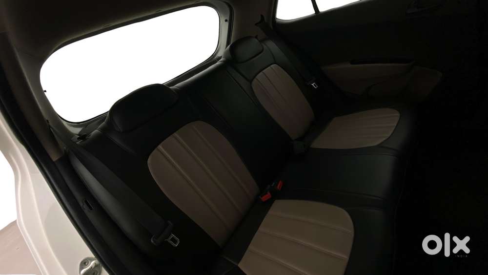 Hyundai Grand I10 Magna At, 2016, Petrol