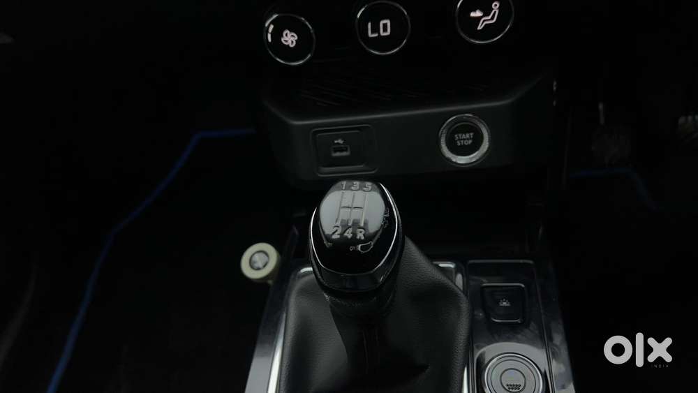 Renault Kiger Rxz Turbo, 2021, Petrol