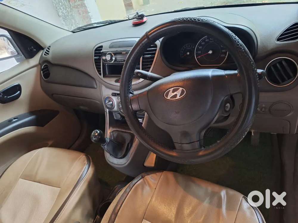 Hyundai I10 2011 Km Driven