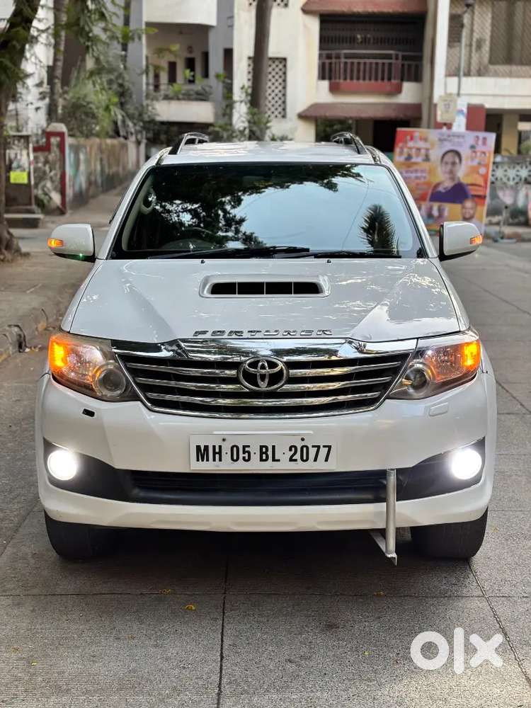 Toyota Fortuner 2012 4x2 Manual