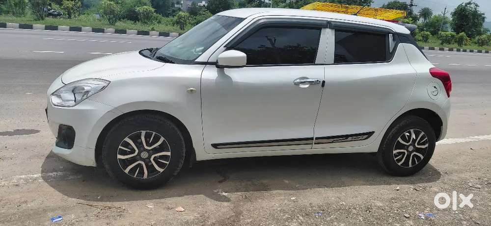 Maruti Suzuki Swift 2021