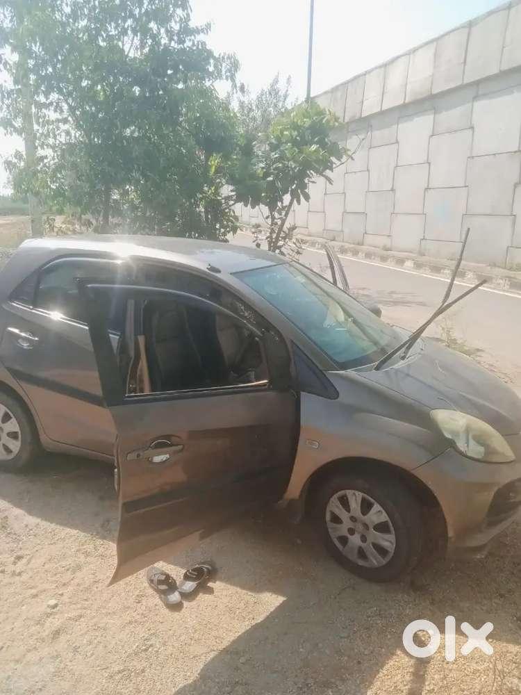 Honda Brio 2013