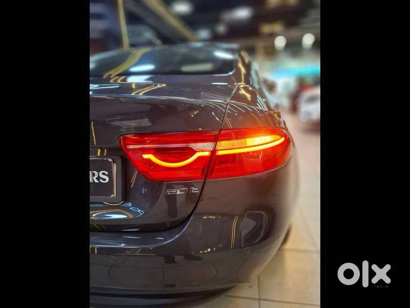 Jaguar Xe Prestige, 2016, Petrol