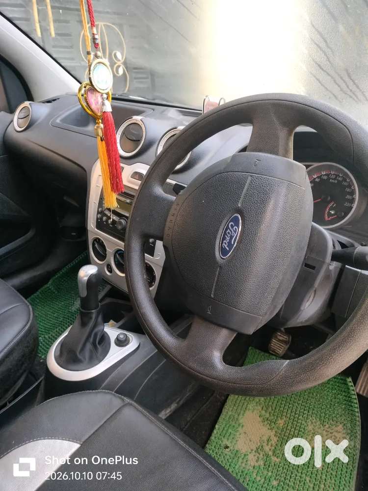 Ford Figo Zxi 2014