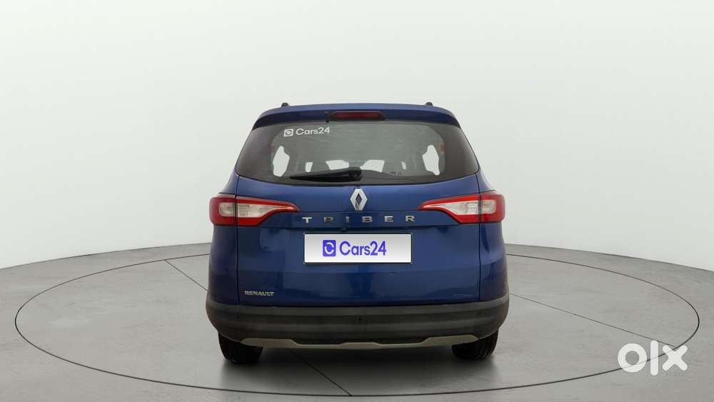 Renault Triber Rxz, 2022, Petrol