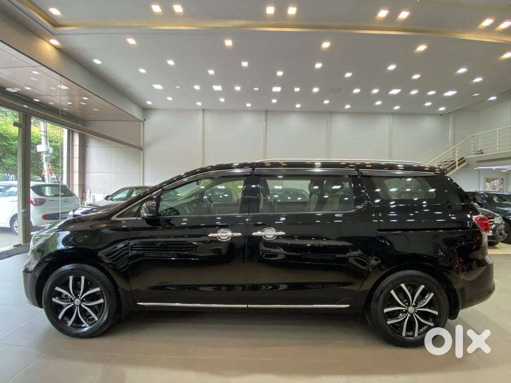 Kia Carnival Limousine Plus 7 Str, 2020, Diesel