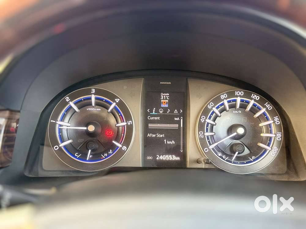 Toyota Innova Crysta 2.8 Zx Automatic 7 Str, 2017, Diesel