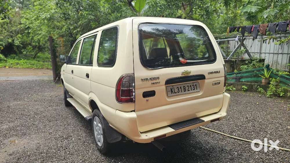 Chevrolet Tavera 2009