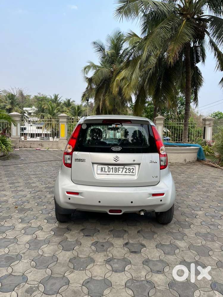 Maruti Suzuki Ritz Vxi, 2012, Petrol