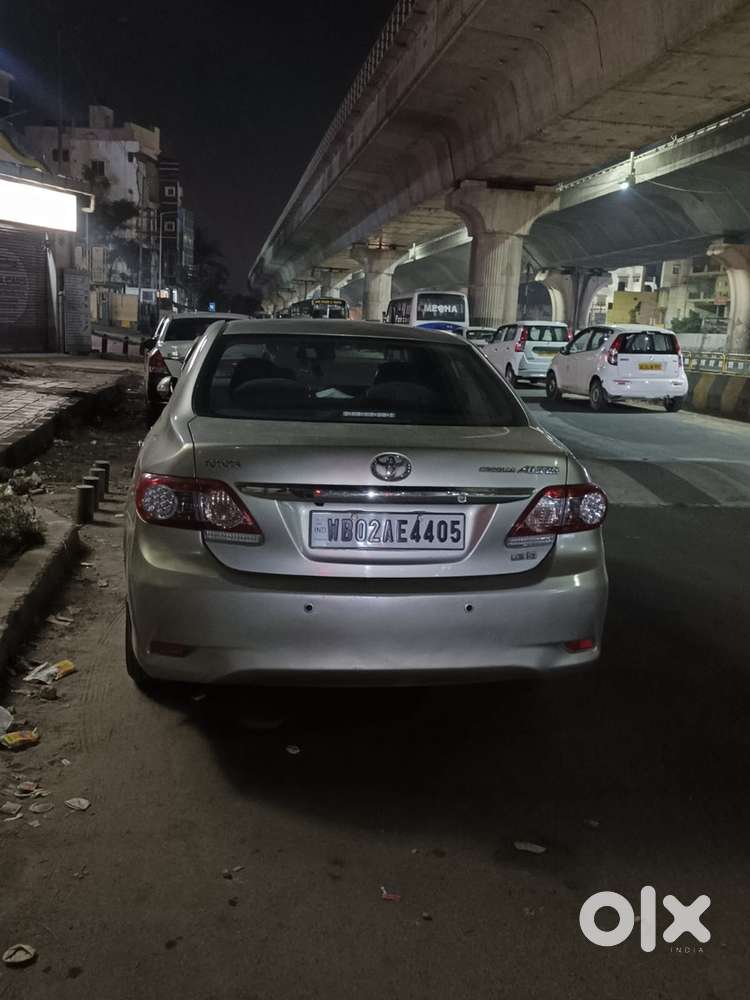 Toyota Corolla Altis 2013 Petrol Well Maintained