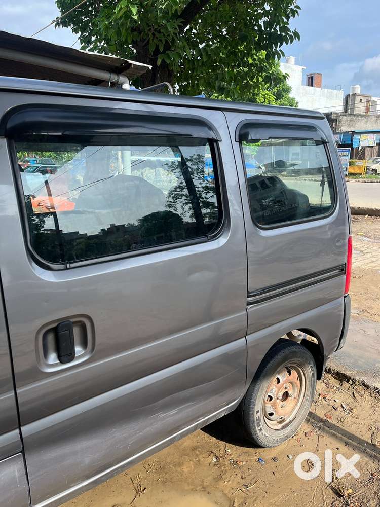 Maruti Eeco Petrol 2023