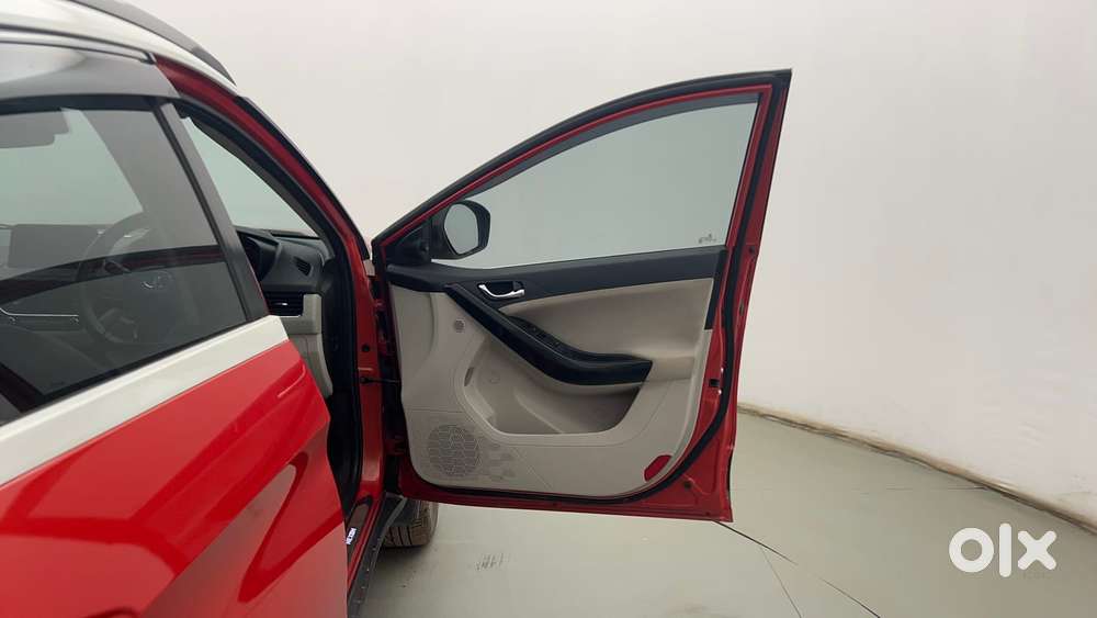 Tata Nexon 1.2 Revotron Xz Plus Dual Tone, 2020, Petrol