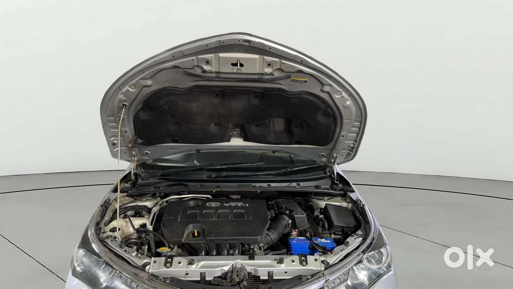 Toyota Corolla Altis 1.8 Gl, 2015, Petrol