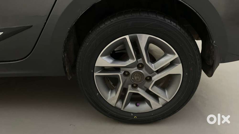 Tata Tigor Xza Plus, 2022, Petrol