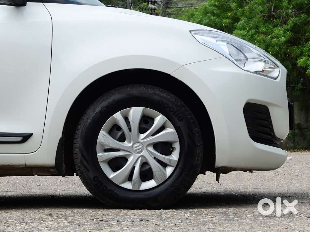 Maruti Suzuki Swift Vxi + Manual, 2022, Petrol
