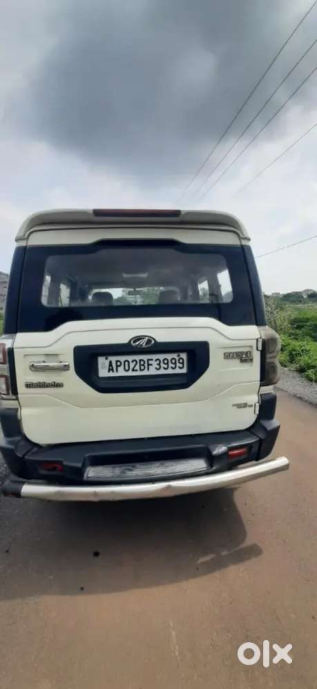 Mahindra Scorpio 2016 Diesel Well Maintained
