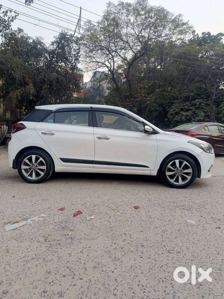 Hyundai I20 Sportz 1.2 Bs-iv, 2015, Petrol