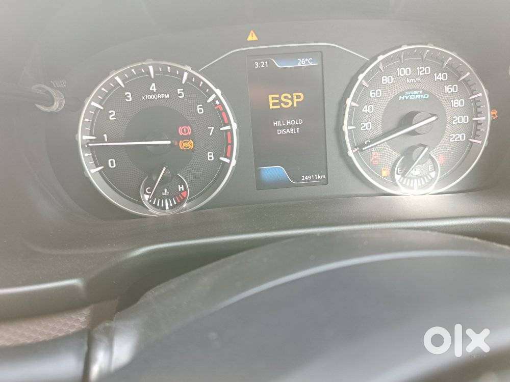 Maruti Suzuki Brezza 1.5 Zxi Smart Hybrid Dual Tone, 2023, Petrol