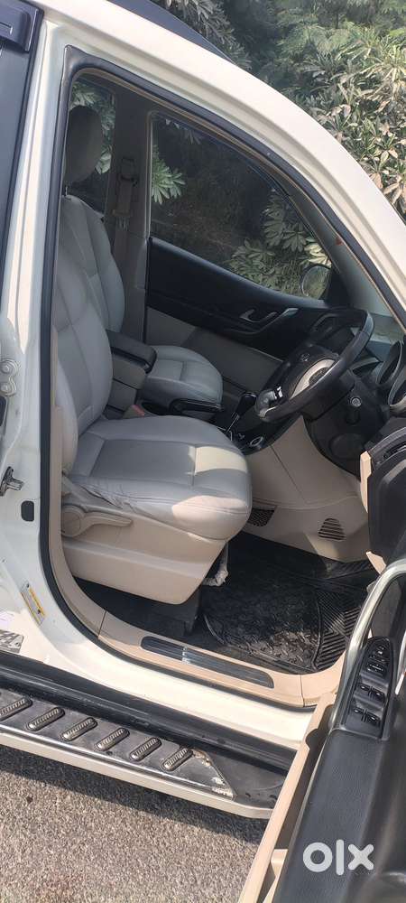 Mahindra Xuv500 W9 At 1.99, 2018, Diesel