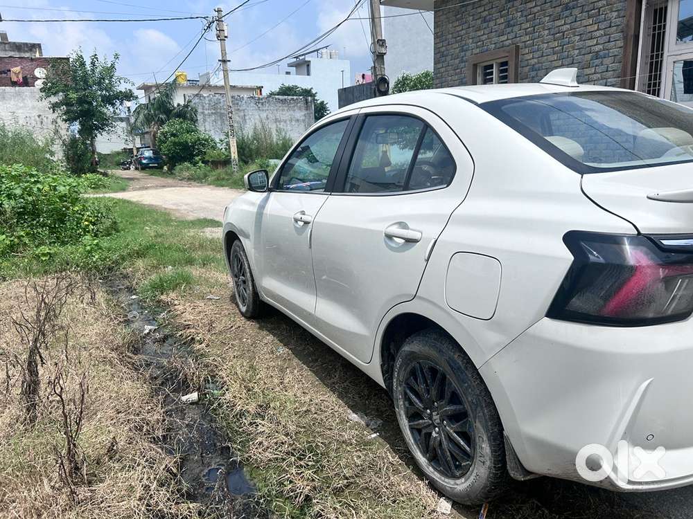 Maruti Suzuki Dzire 1.2 Zxi Petrol Manual 2025