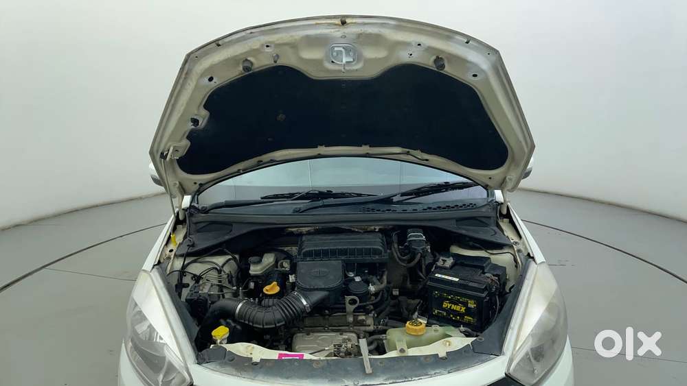 Tata Tiago Xz, 2016, Petrol