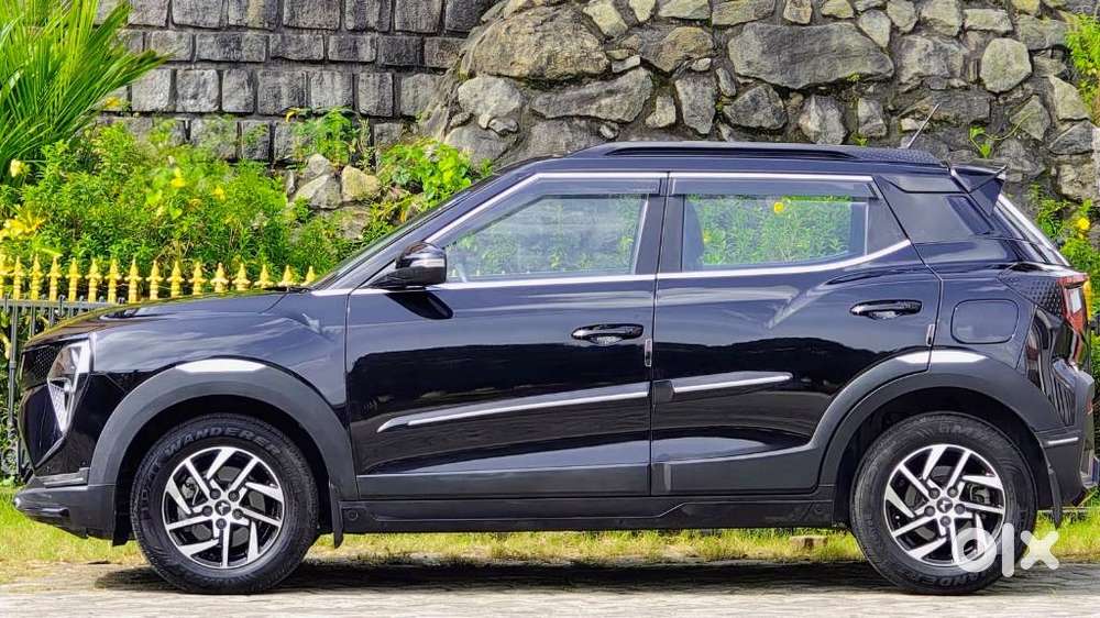 Mahindra Xuv 3xo Ax5 Ds Mt, 2025, Diesel