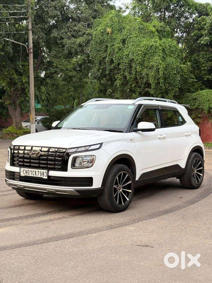 Hyundai Venue S 1.2 Petrol, 2022, Petrol