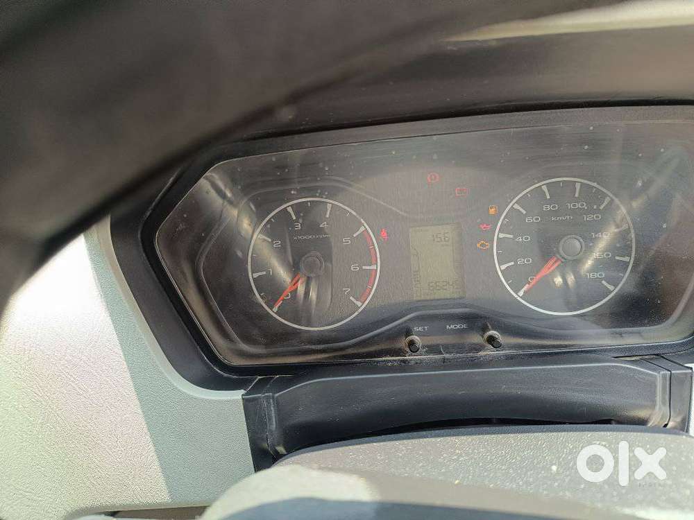 Mahindra Scorpio S6 Plus, 2017, Diesel