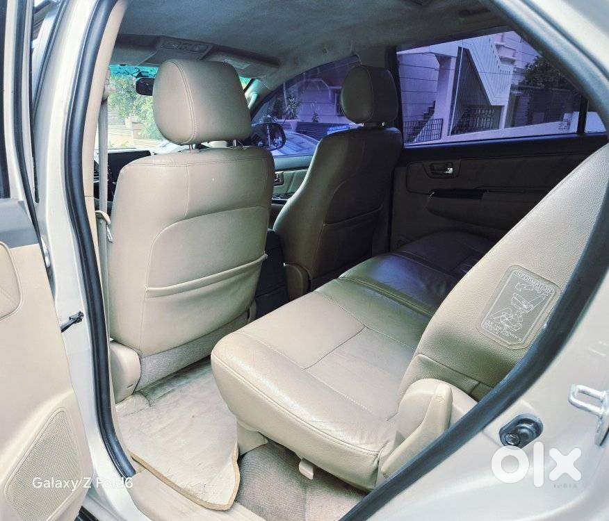 Toyota Fortuner 2.8 At Celebratory Edition, 2012, Diesel