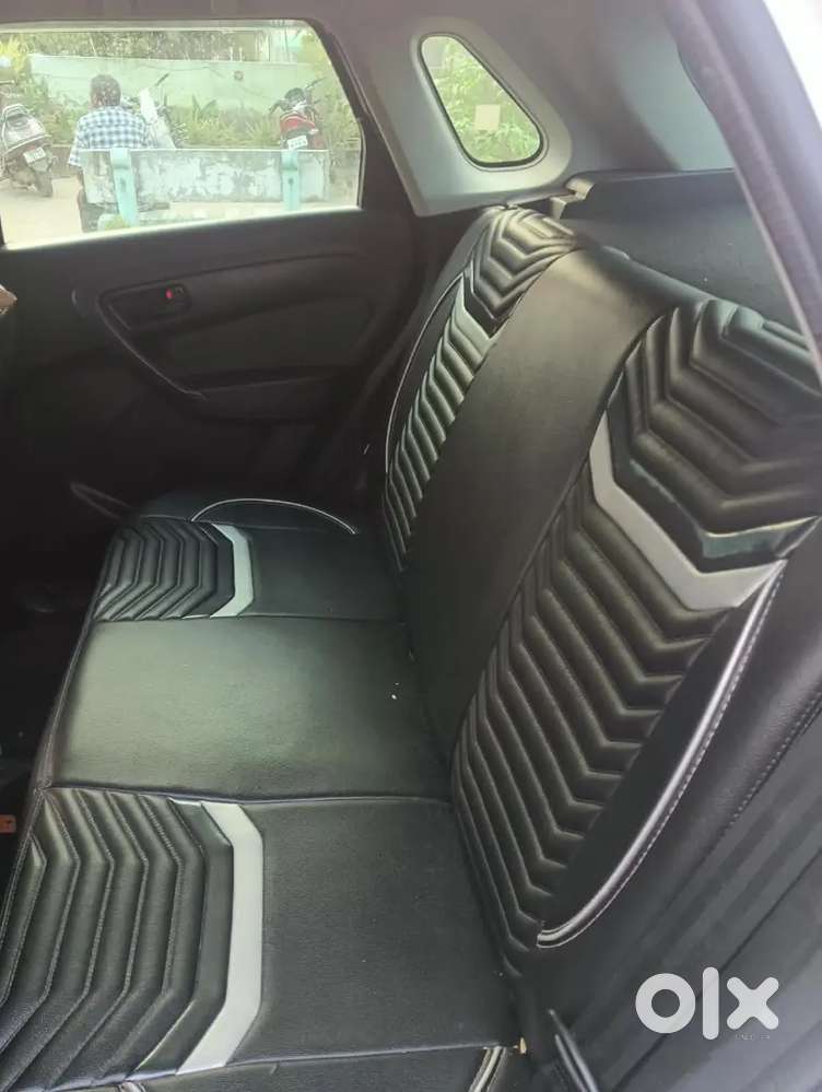 Maruti Vitara Brezza Lxi 2020