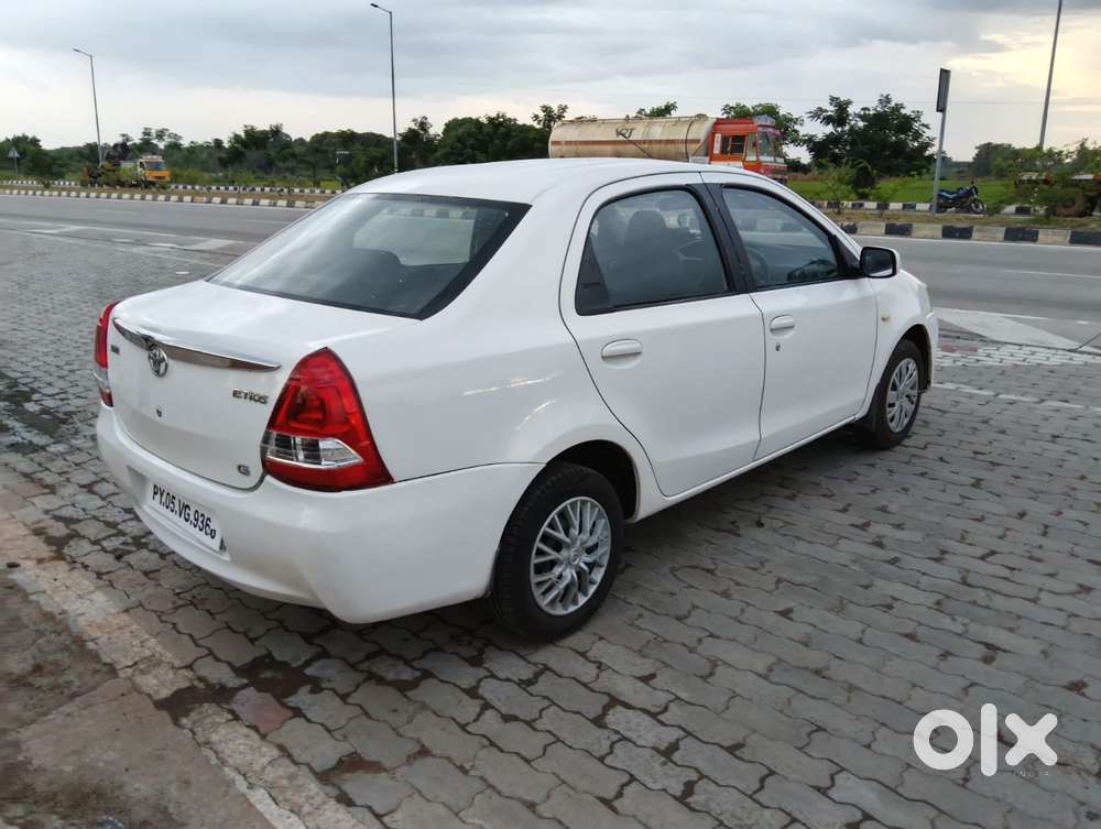 Toyota Etios, 2012, Petrol