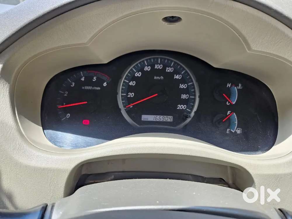 Toyota Innova 2013 Diesel Well Maintained