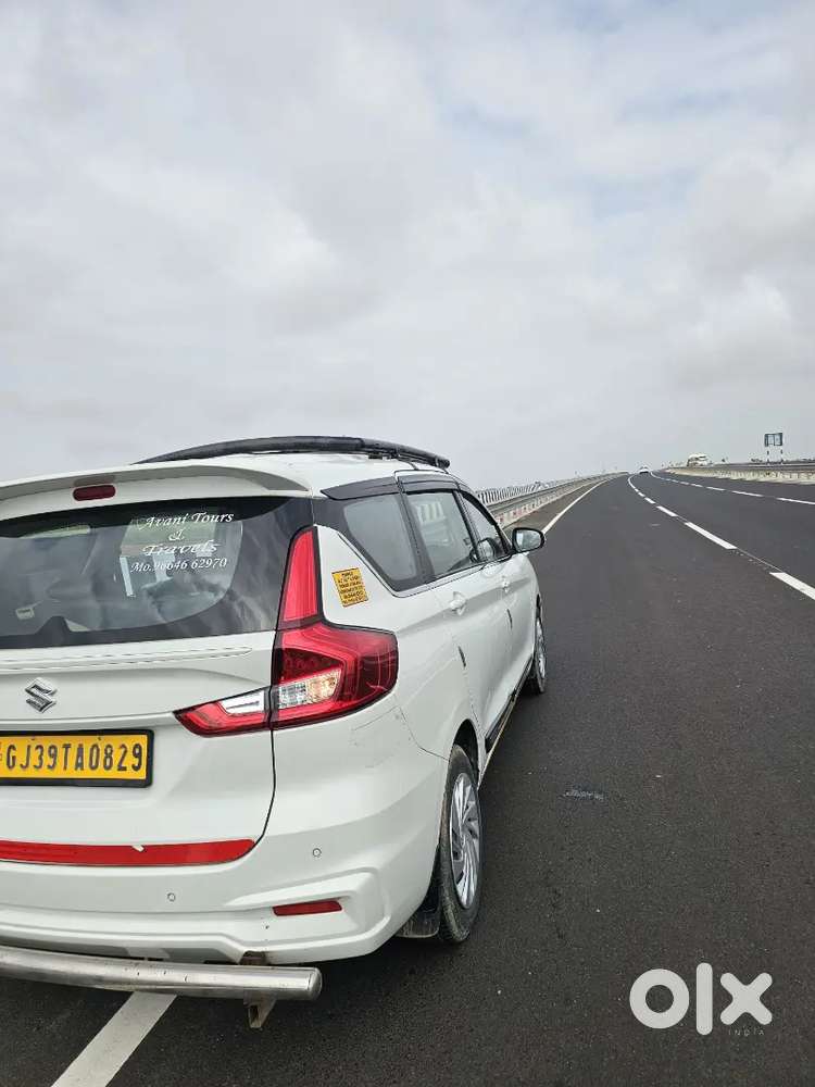 Maruti Suzuki Ertiga Vxi 2025