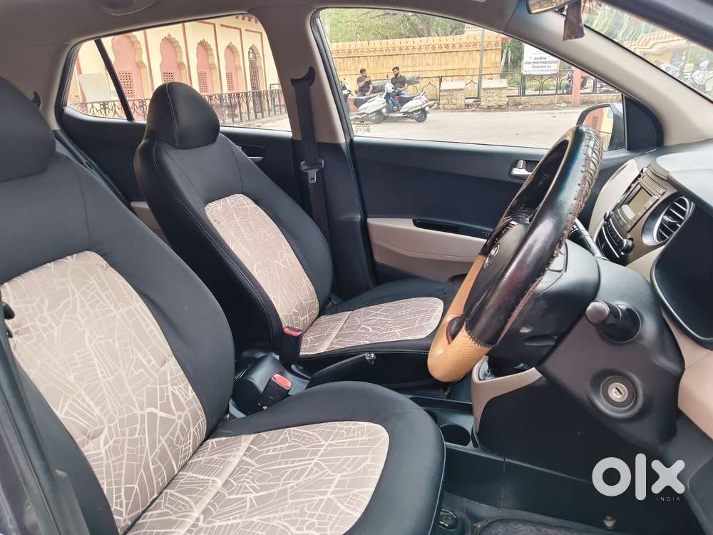 Hyundai Grand I10 Sportz Edition, 2016, Petrol
