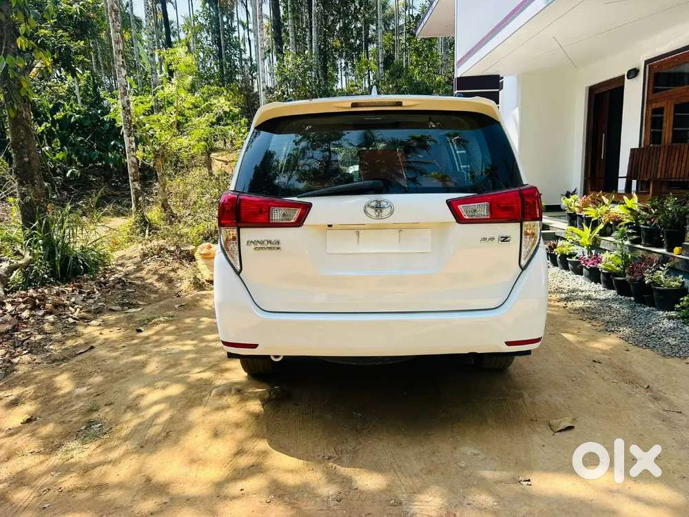 Innova  Crysta 
Z Automatic High Quality