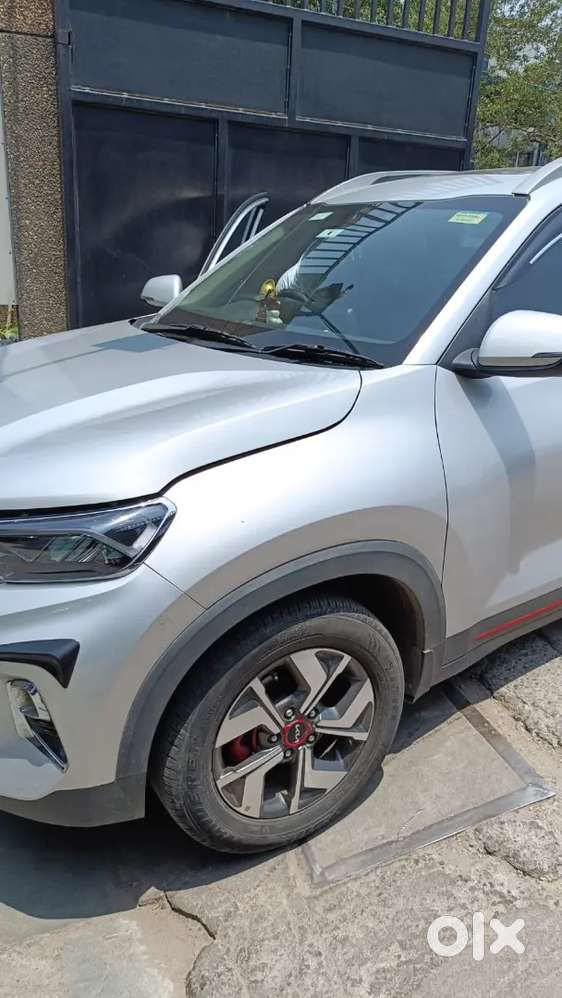 Kia Sonet August 2022 Diesel Top-end Model Gt Line Auto Transmission