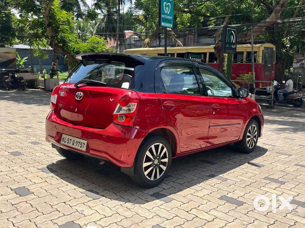 Toyota Etios 1.5 V, 2017, Petrol