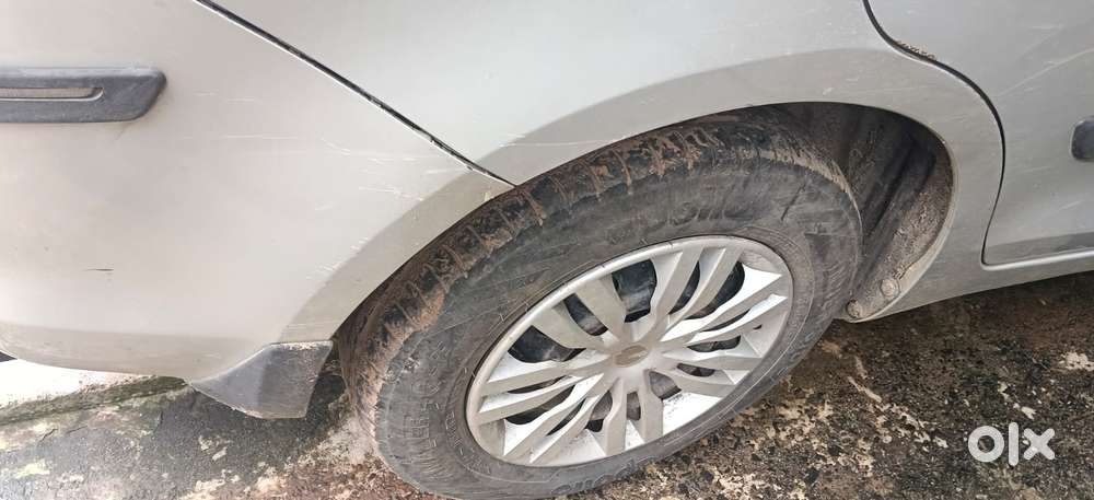 Maruti Suzuki Swift Dzire Vdi Optional, 2015, Diesel