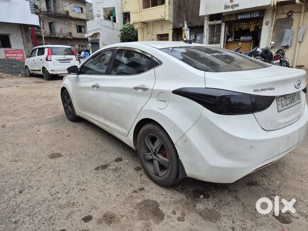 Hyundai Elantra 2013