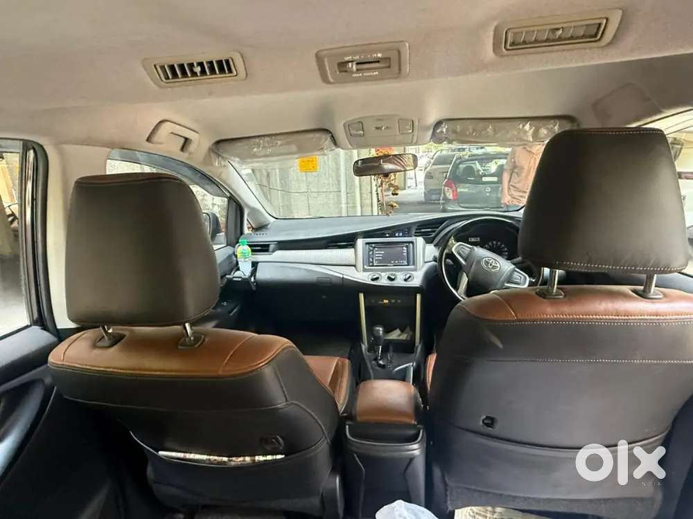 Toyota Innova Crysta 2017 Diesel 120000 Km Driven