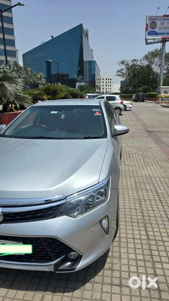 Toyota Camry Hybrid 2018 Car