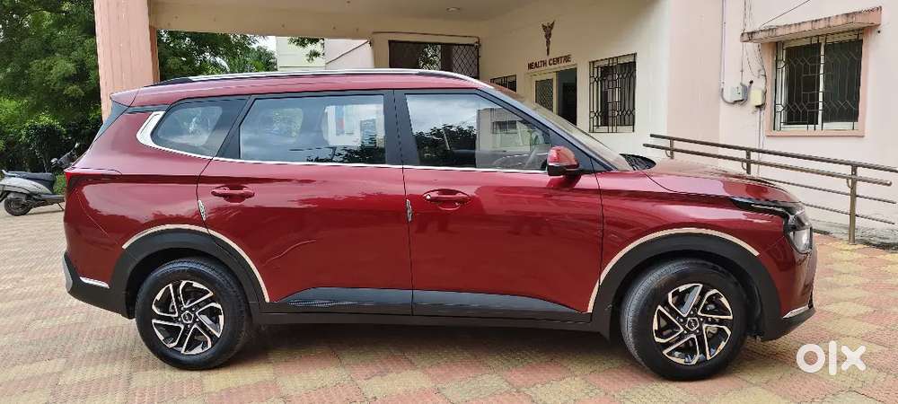 Kia Carens 2022 Petrol Well Maintained, 9500kms Driven, Used By Doctor