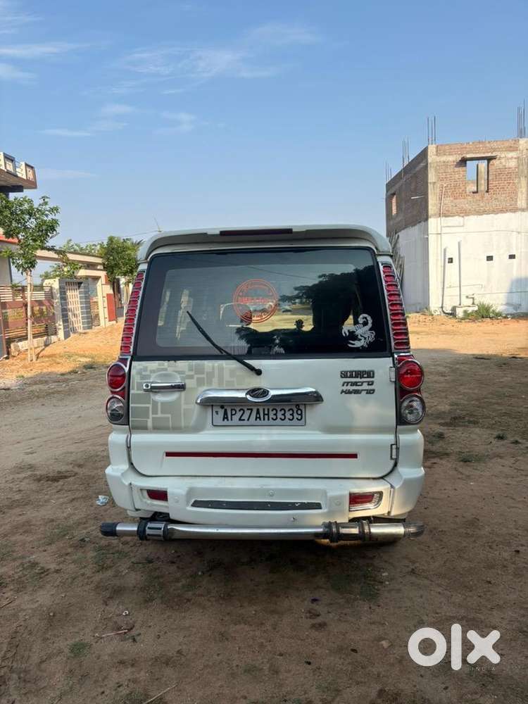 Mahindra Diesel Car 2011