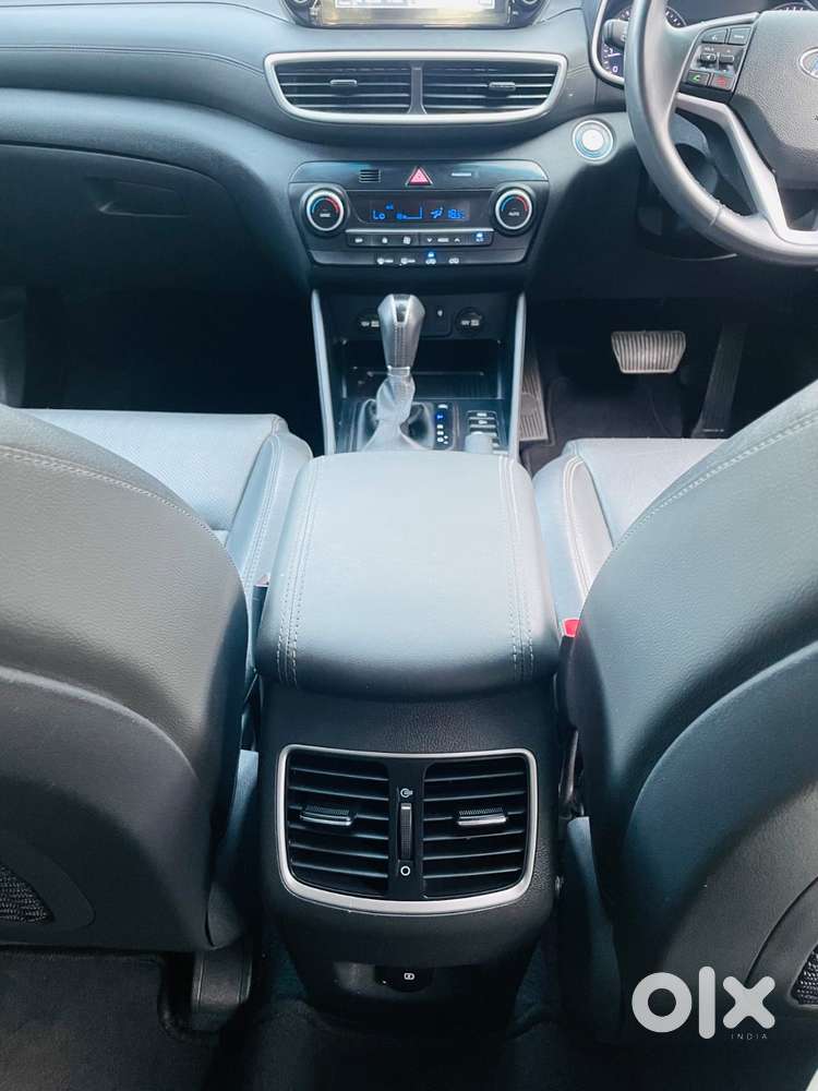 Hyundai Tucson [ ] 2.0 Gl (o) 2wd At Petrol, 2020, Petrol