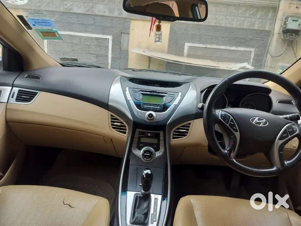 Hyundai Elantra 2013 Petrol 110000 Km Driven