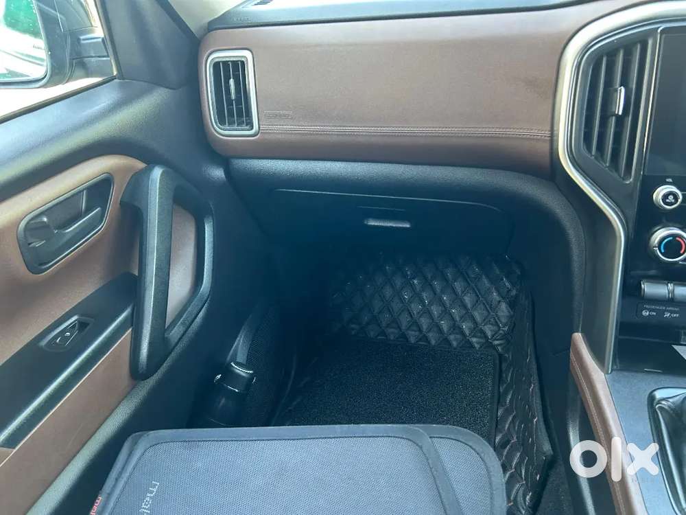 Full Show Room Condition .
New Tyre & Insurances Running
Single Use.