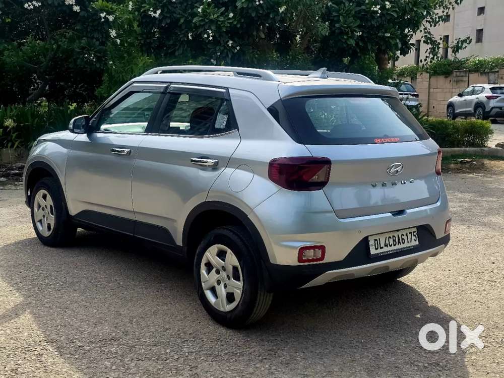 Hyundai Venue 1.2 S Plus, 2021, Petrol