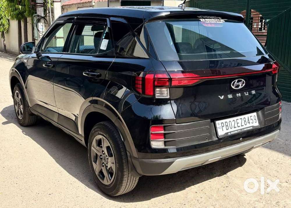 Hyundai Venue, 2024, Petrol